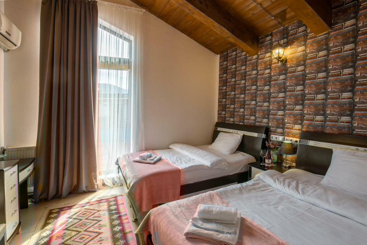 טביליסי Accent Hotel מראה חיצוני תמונה